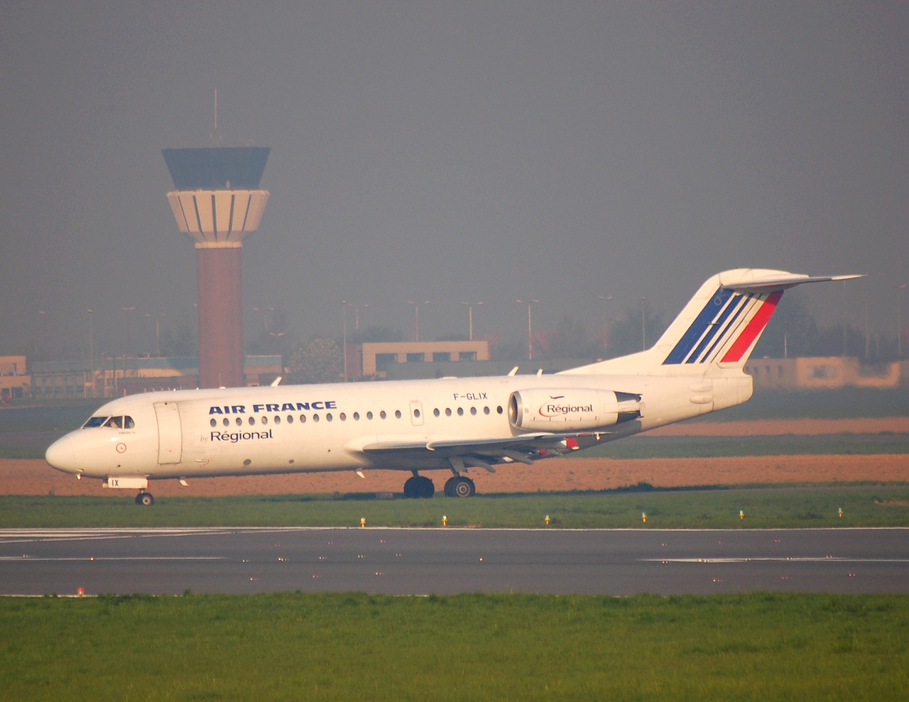 F-GLIX - Fokker 70 - Air France - LIL - 16-04-2007