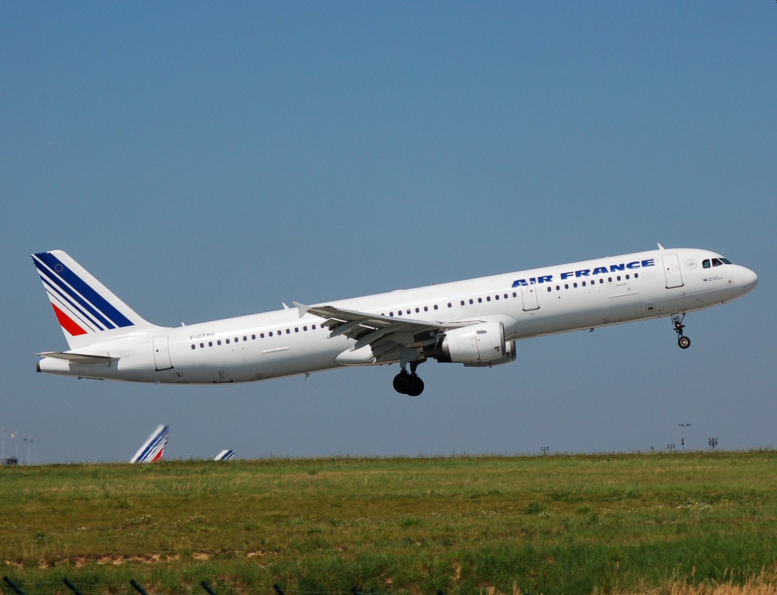 F-GTAH - A321-211 - Air France - CDG - 05-08-2007