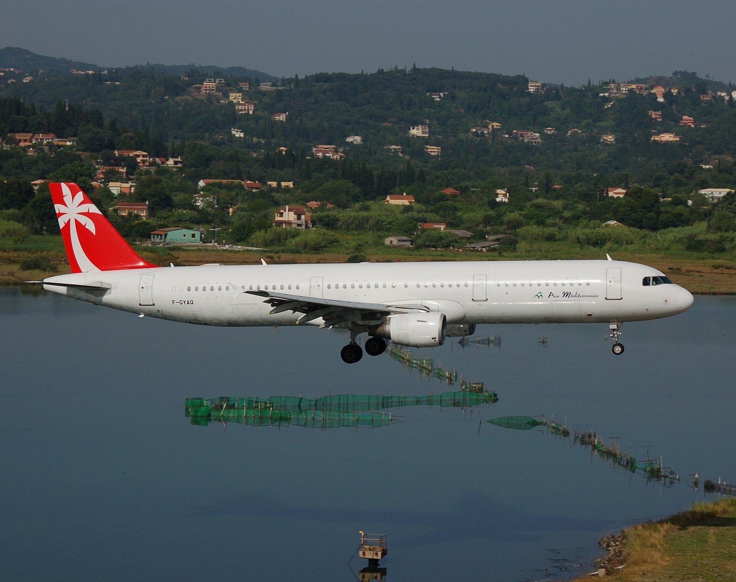 F-GYAQ - A321-111 - Air Mediterranee - CFU - 24-06-2007