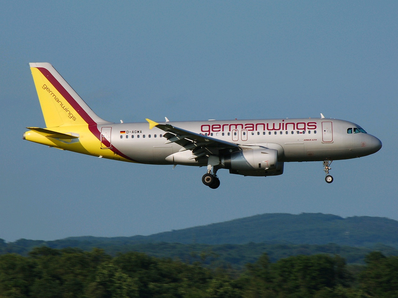 G-AGWA - A319-132 - Germanwings - CGN - 18-05-2007