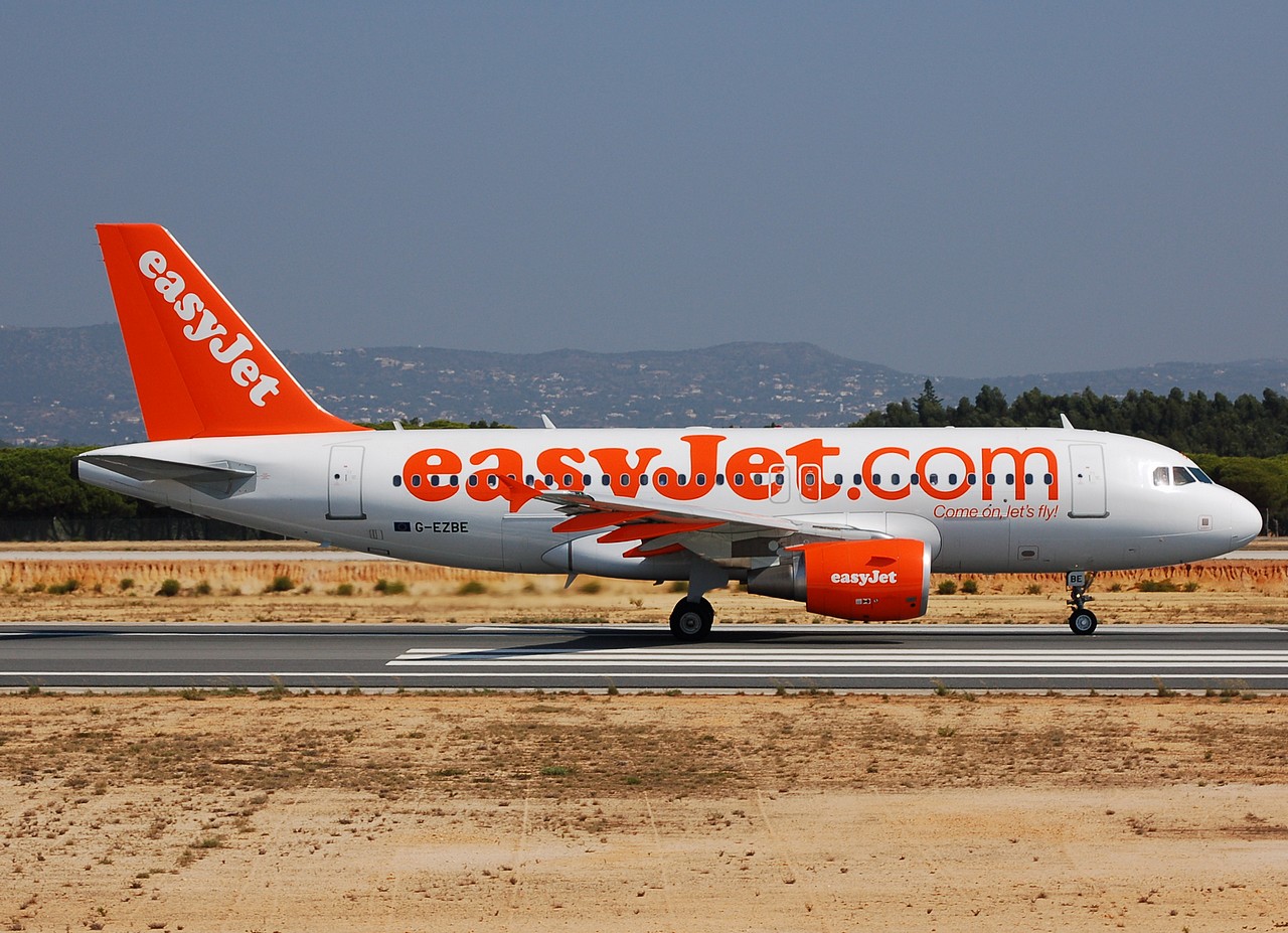 G-EZBE - A319-111 - easyJet - FAO - 01-09-2007