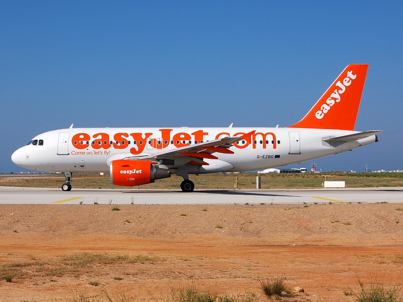 G-EZBG - A319-111 - easyJet - FAO - 31-08-2007