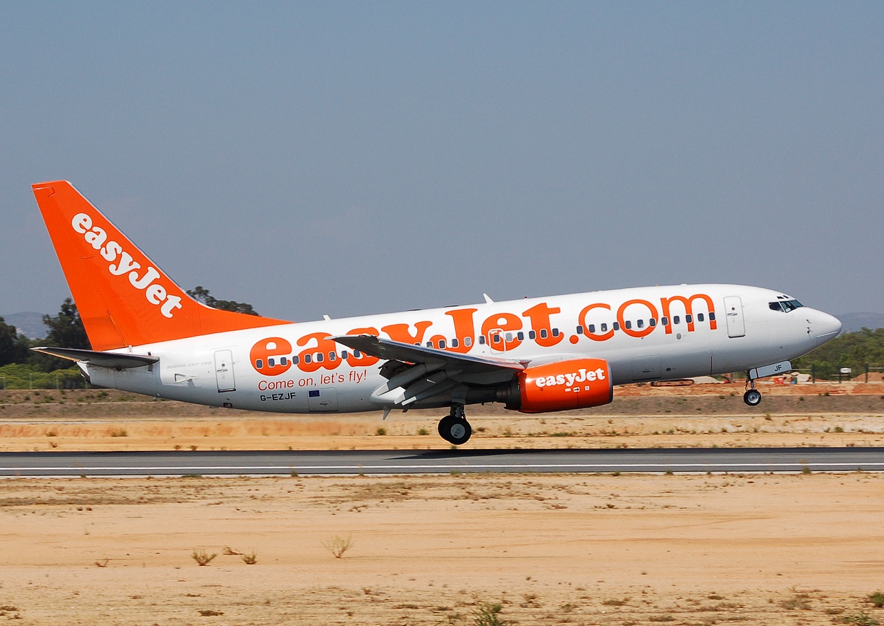 G-EZJF - 737-73V - easyJet - FAO - 01-09-2007