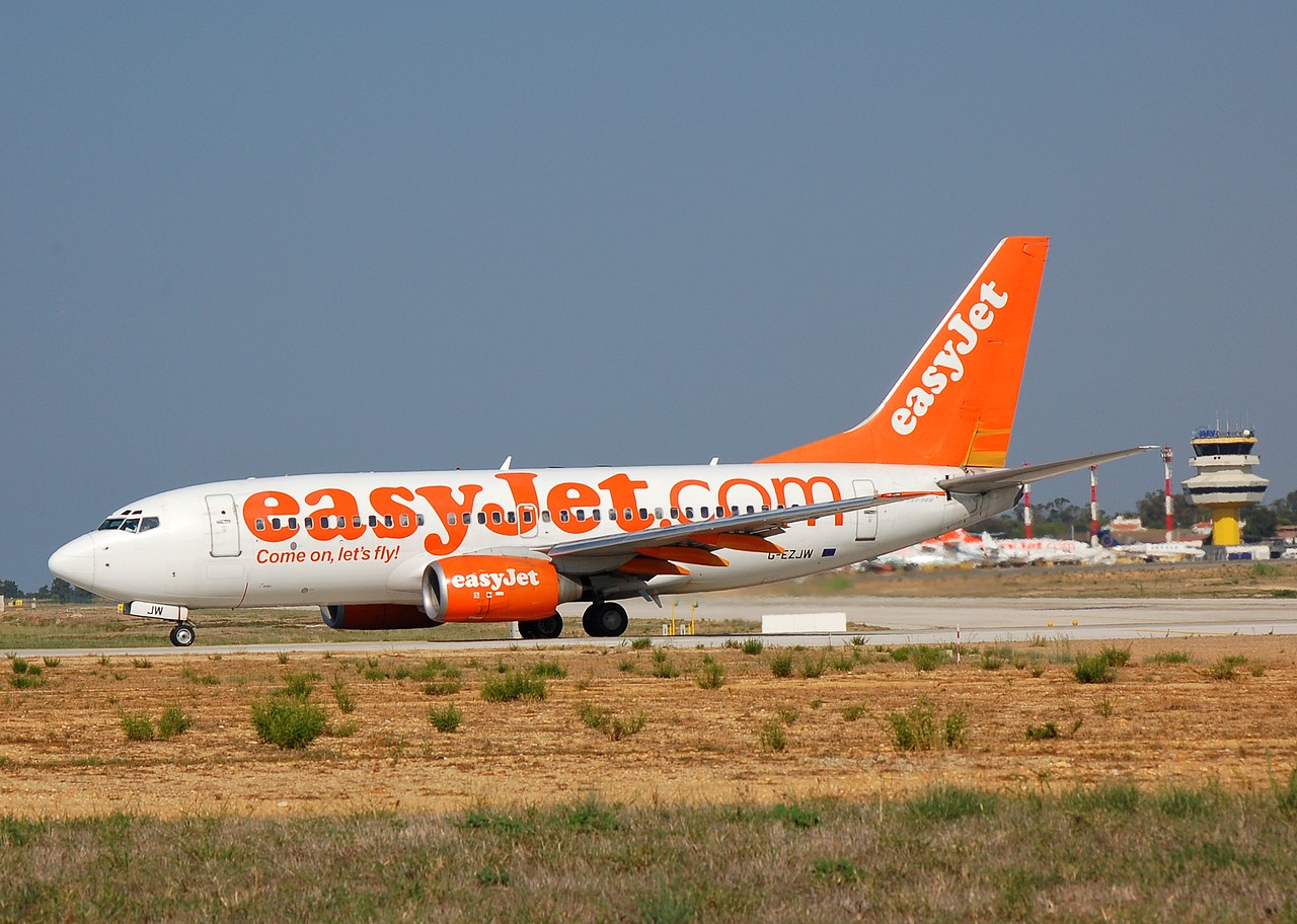 G-EZJW - 737-73V - easyJet - FAO - 02-09-2007