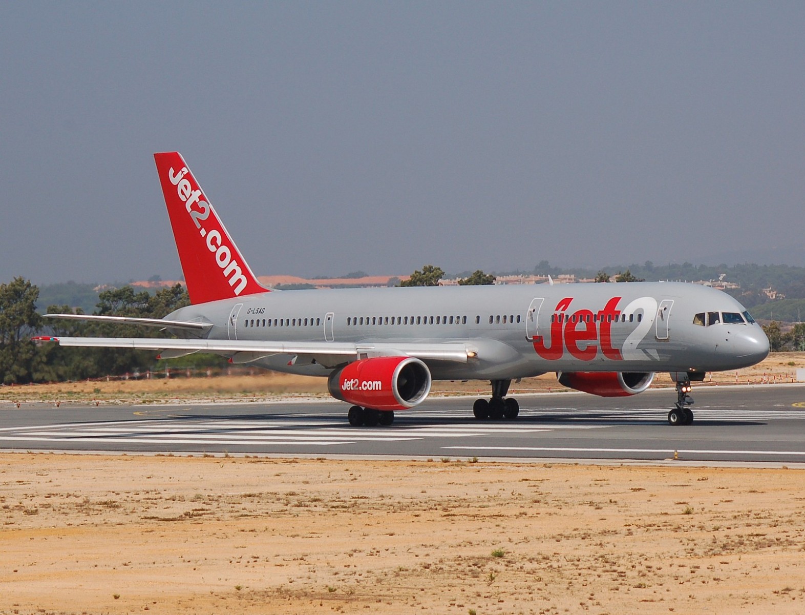 G-LSAG - 757-21B - Jet2 - FAO - 31-08-2007