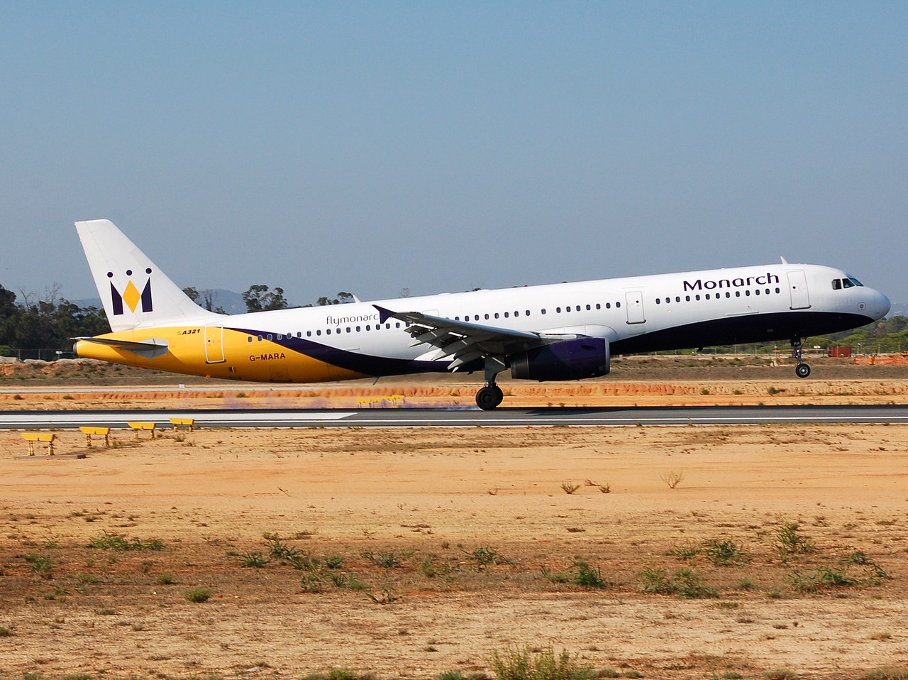 G-MARA - A321-231 - Monarch Airlines - FAO - 01-09-2007