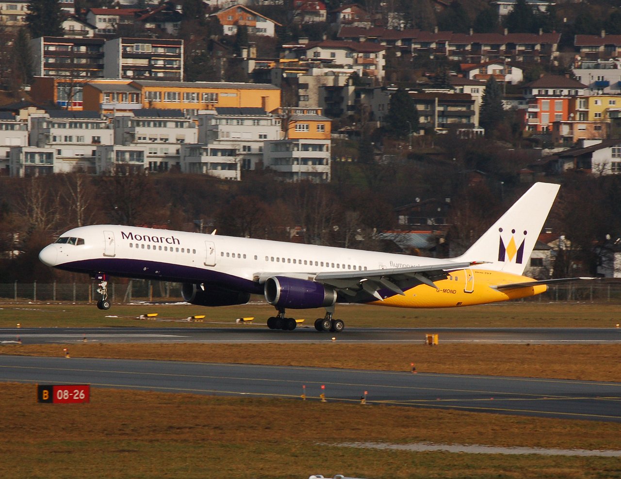 G-MOND - 757-2T7 - Monarch Airlines - INN - 06-01-2007