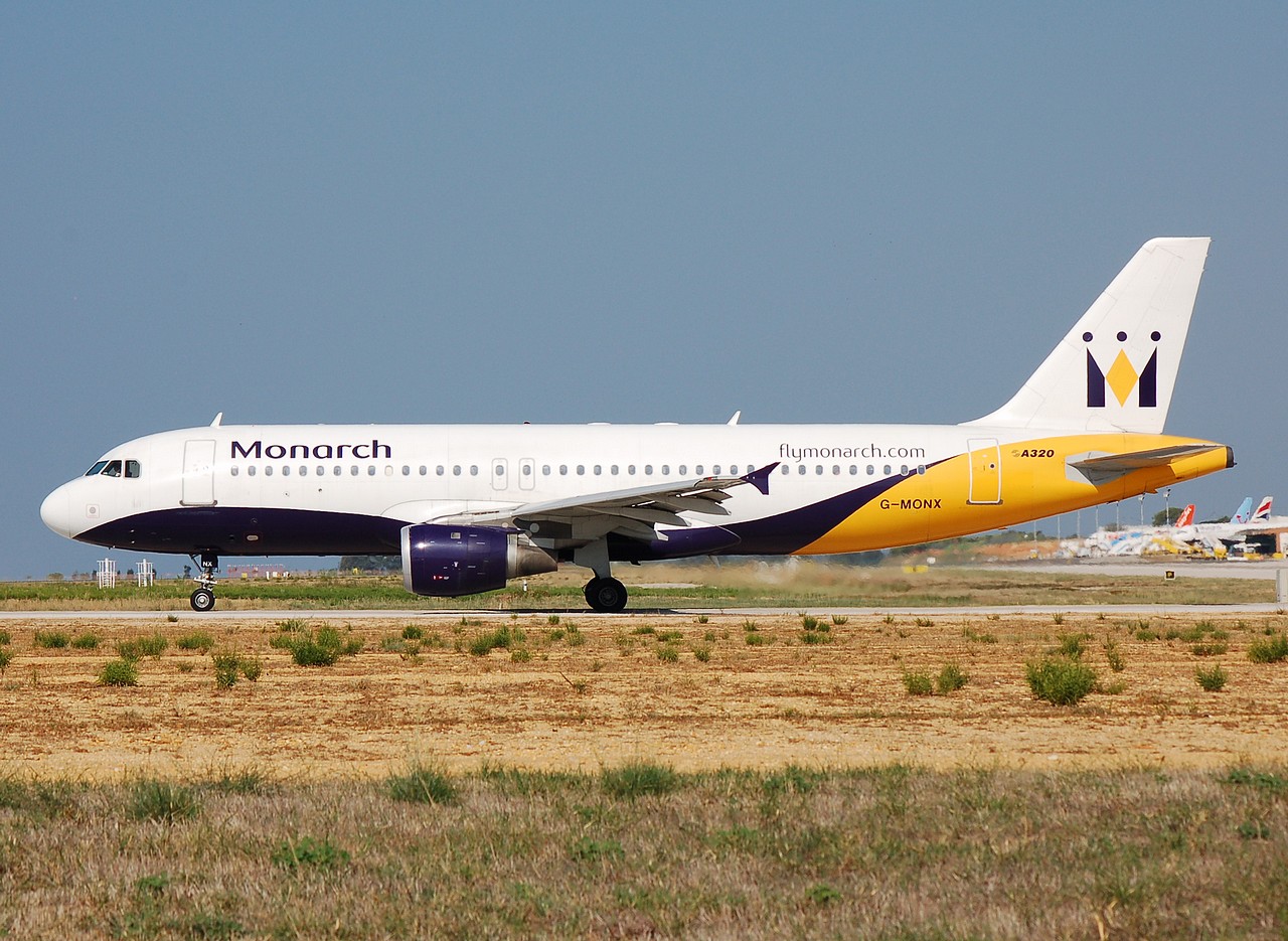 G-MONX - A320-211 - Monarch Airlines - FAO - 02-09-2007