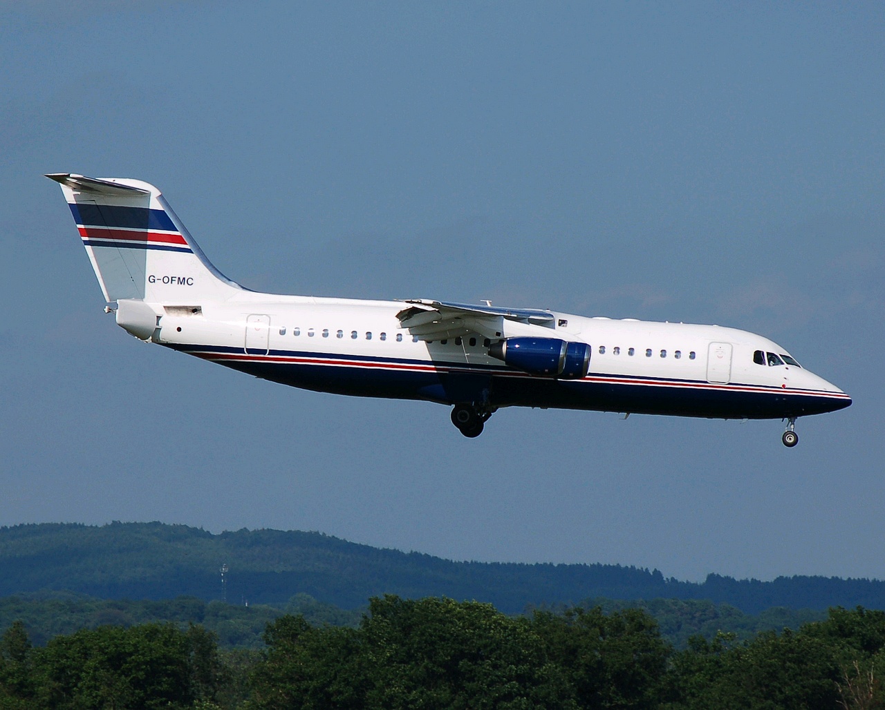 G-OFMC - RJ100 - Ford Motor Company - CGN - 18-05-2007