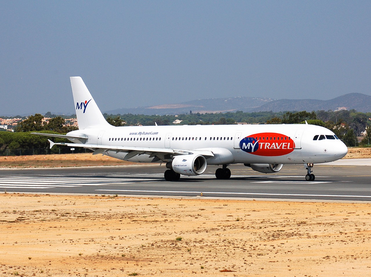 G-OMYJ - A321-211 - MyTravel Airways - FAO - 02-09-2007