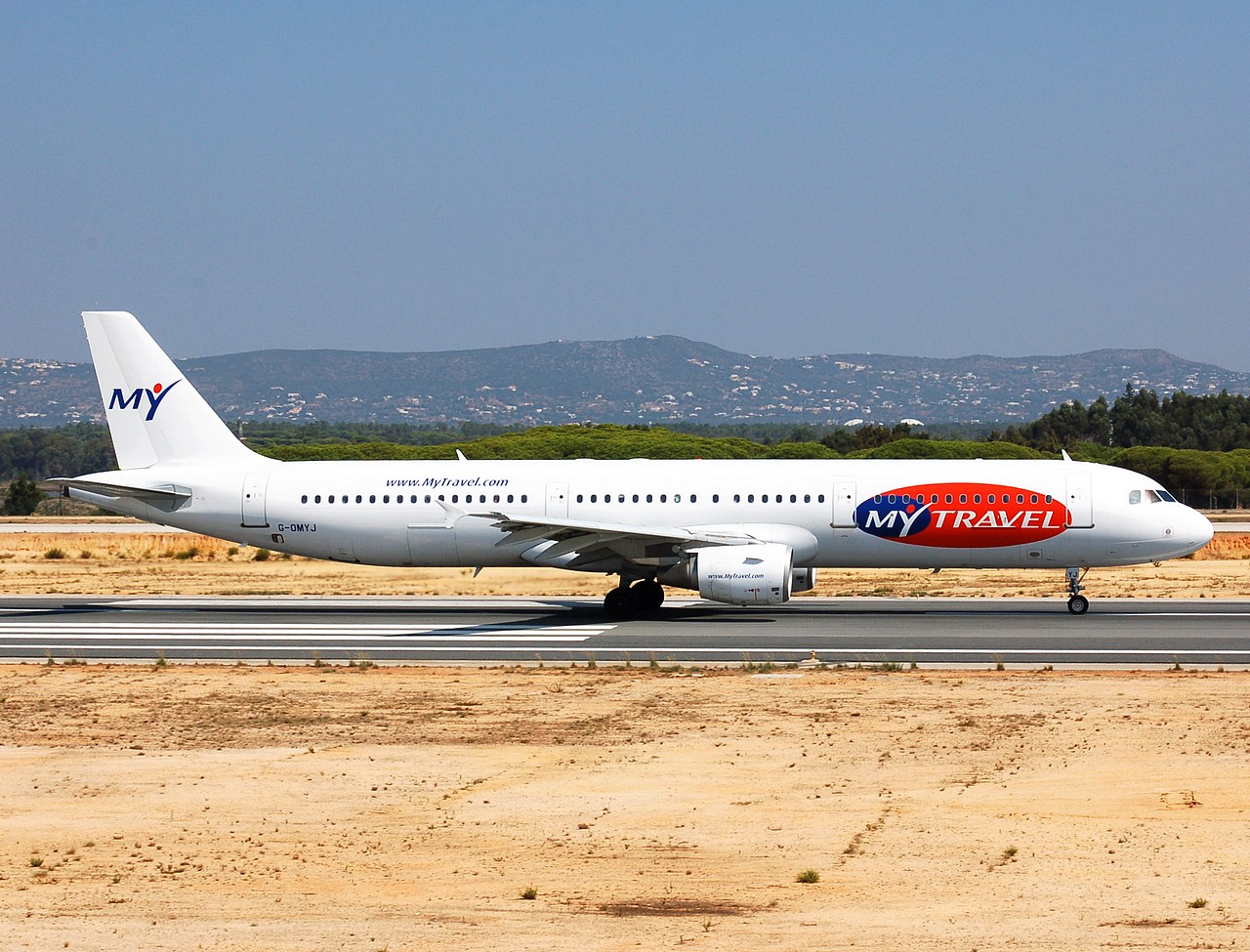 G-OMYJ - A321-211 - MyTravel Airways - FAO - 02-09-2007b