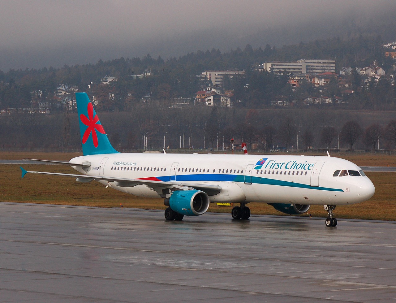G-OOAE - A321-211 - First Choice Airways - INN - 06-01-2007b