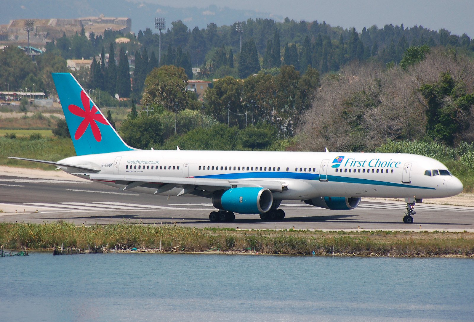 G-OOBF - 757-28A - First Choice Airways - CFU - 25-06-2007