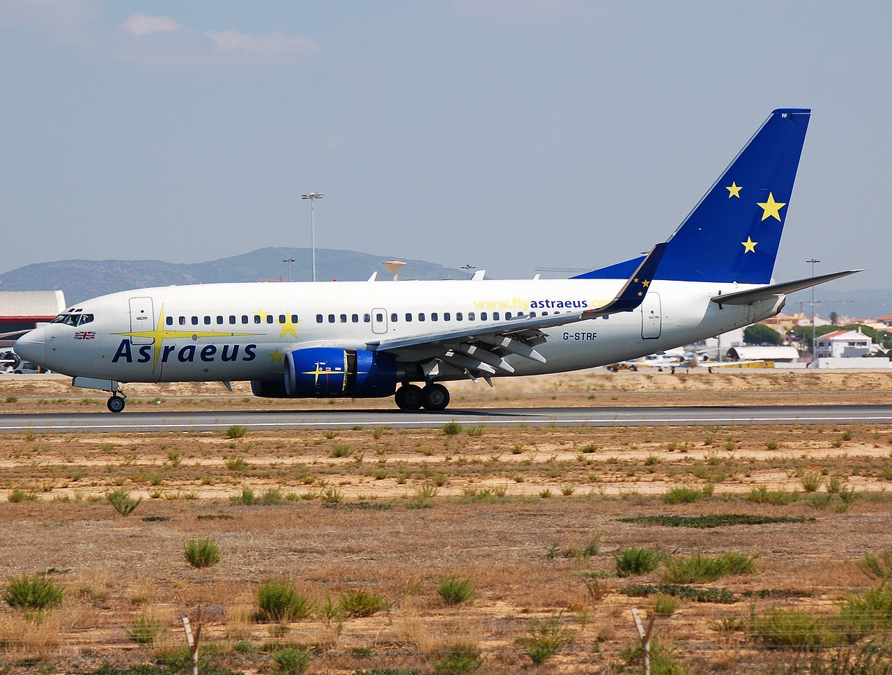 G-STRF - 737-76N(WL) - Astraeus Airlines - FAO - 30-08-2007