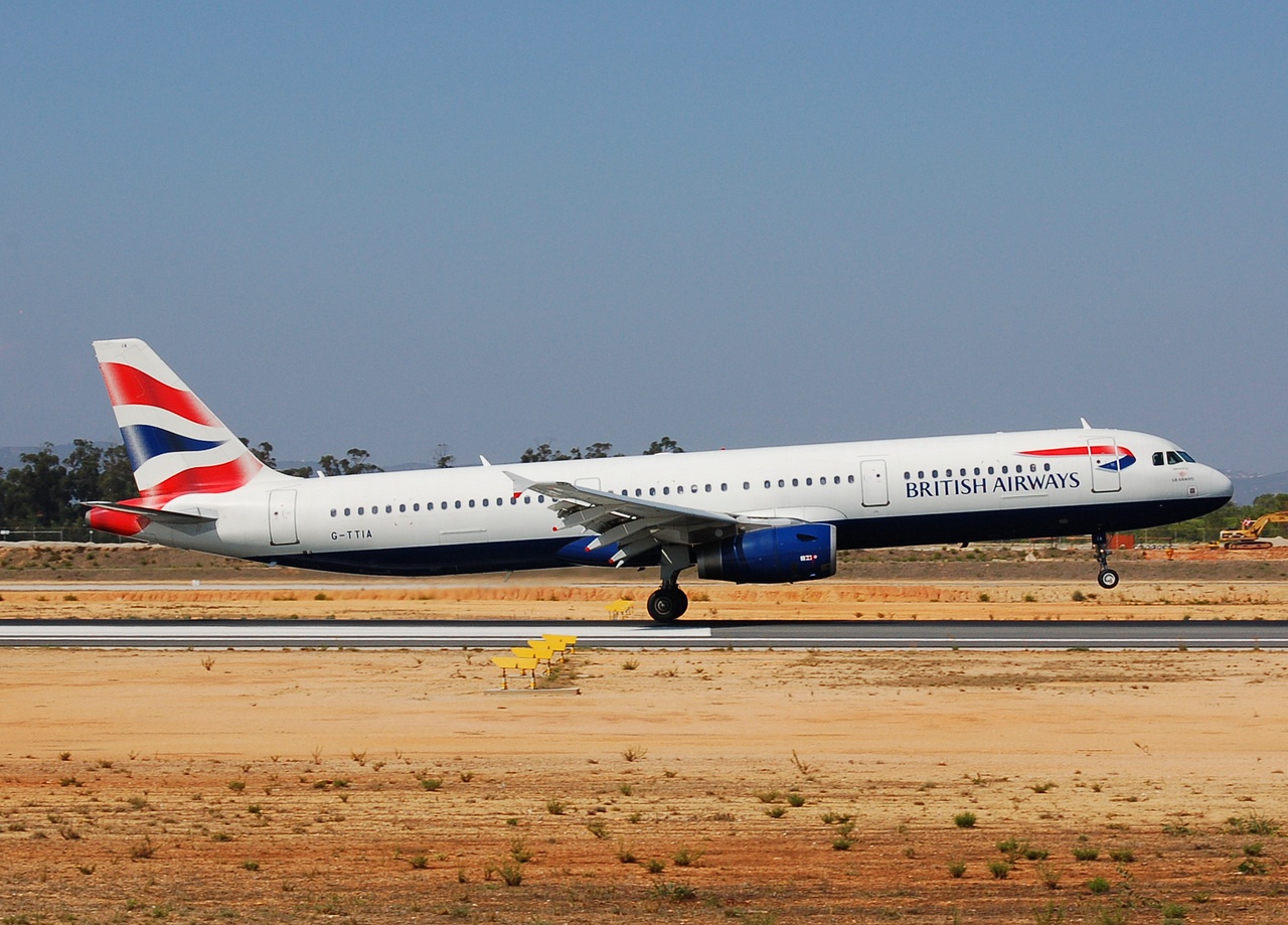 G-TTIA - A321-231 - GB Airways - FAO - 01-09-2007