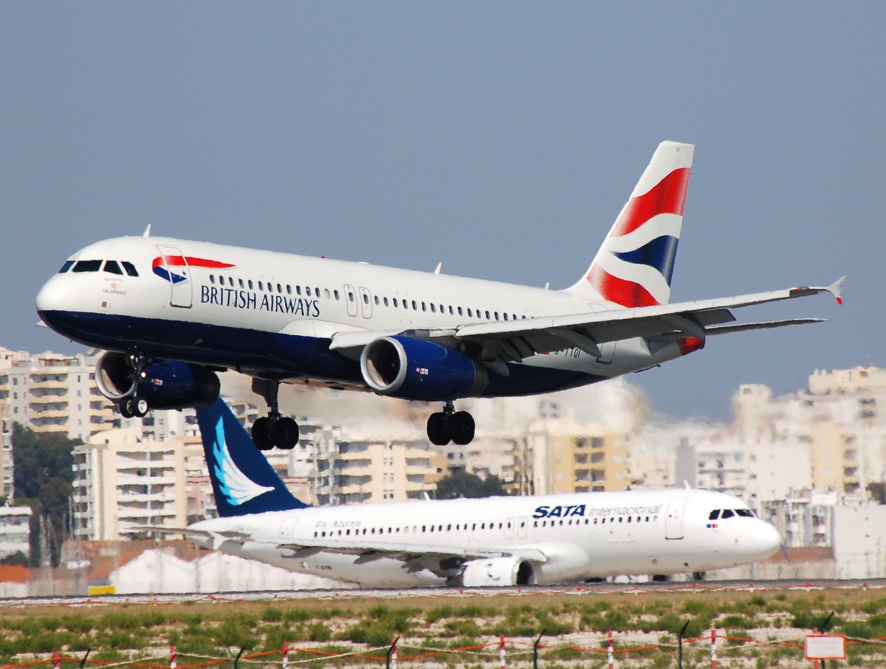 G-TTOI - A320-232 - British Airways - FAO - 02-09-2007
