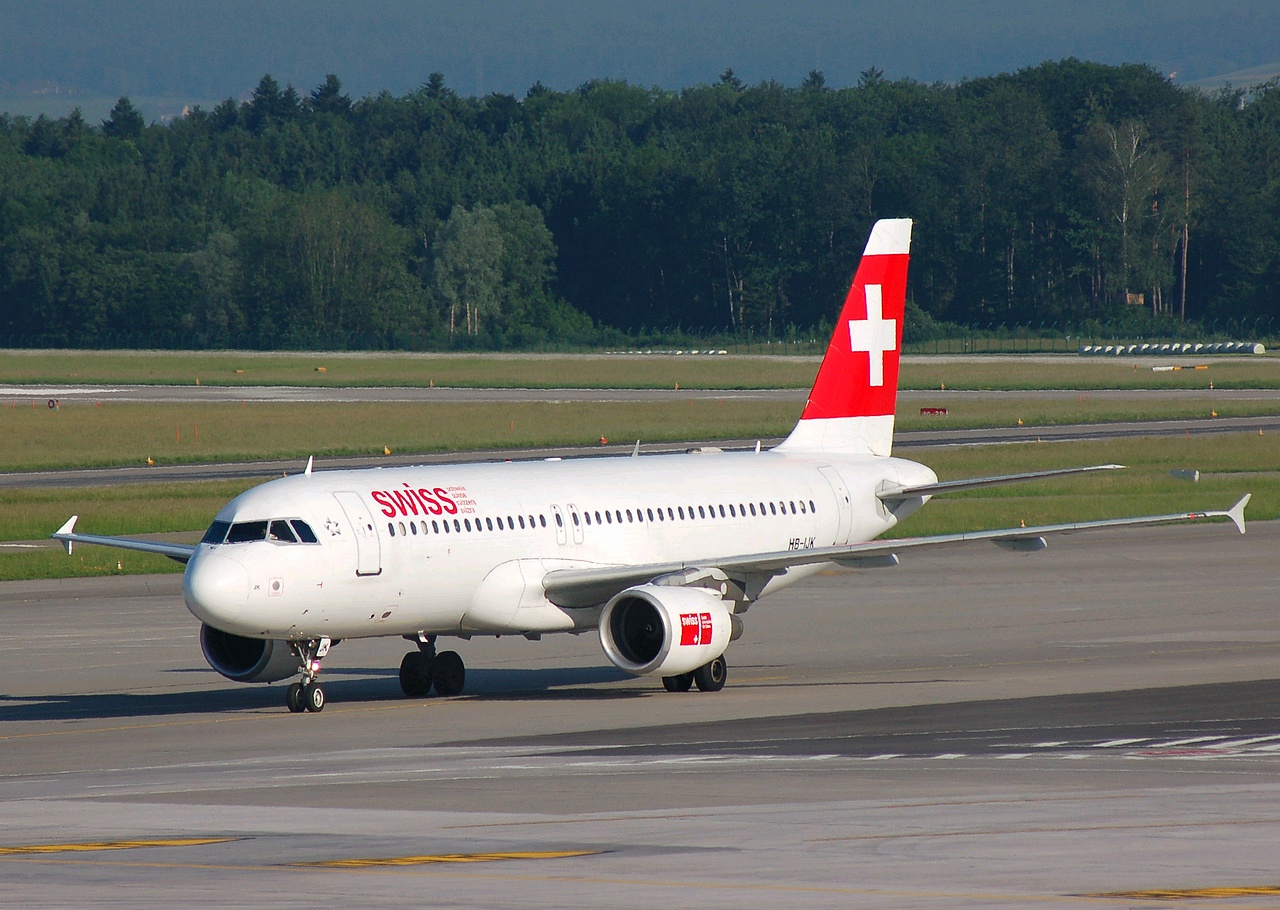 HB-IJK - A320-214 - Swiss - ZRH - 24-05-2007