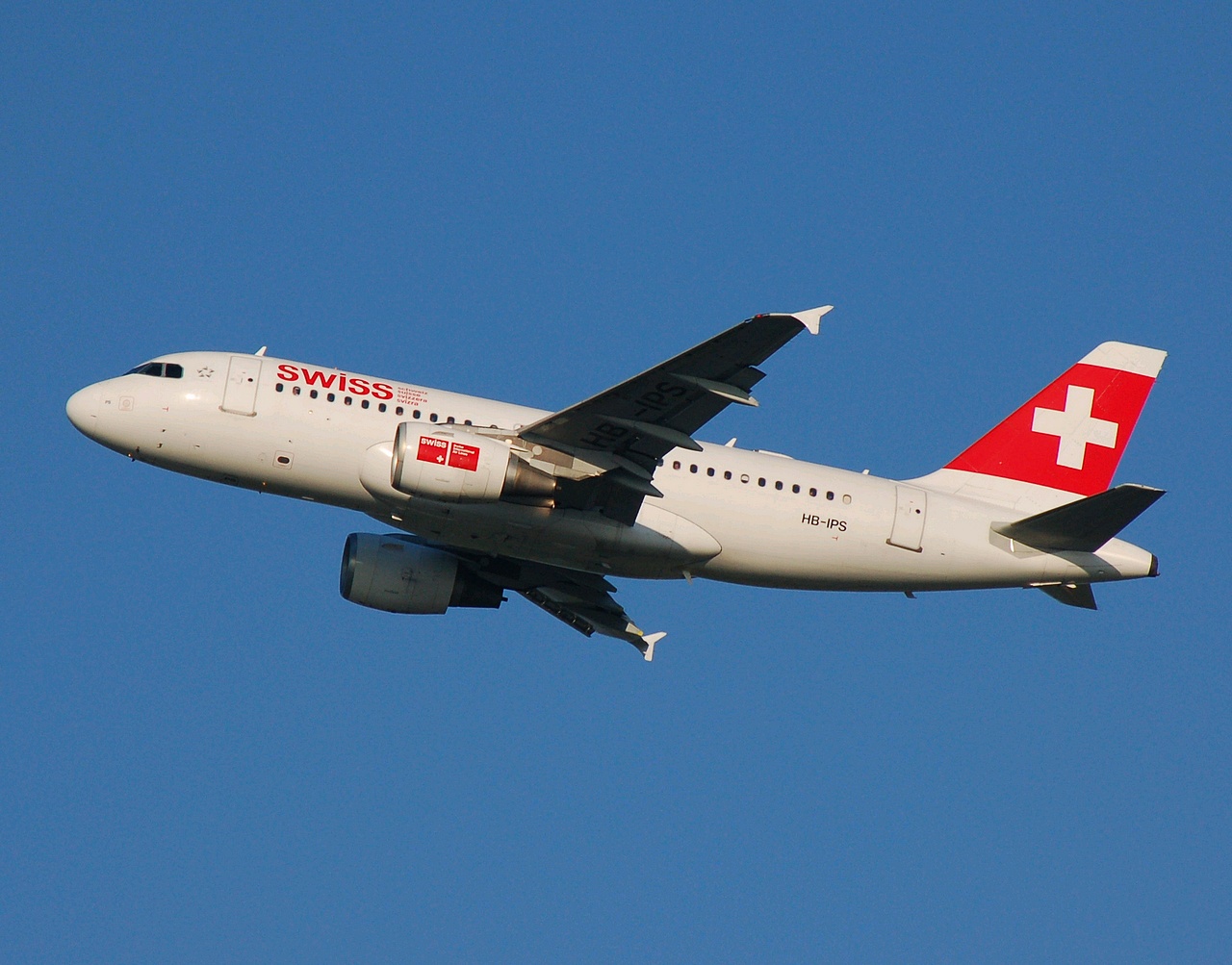 HB-IPS - A319-112 - Swiss - ZRH - 24-05-2007