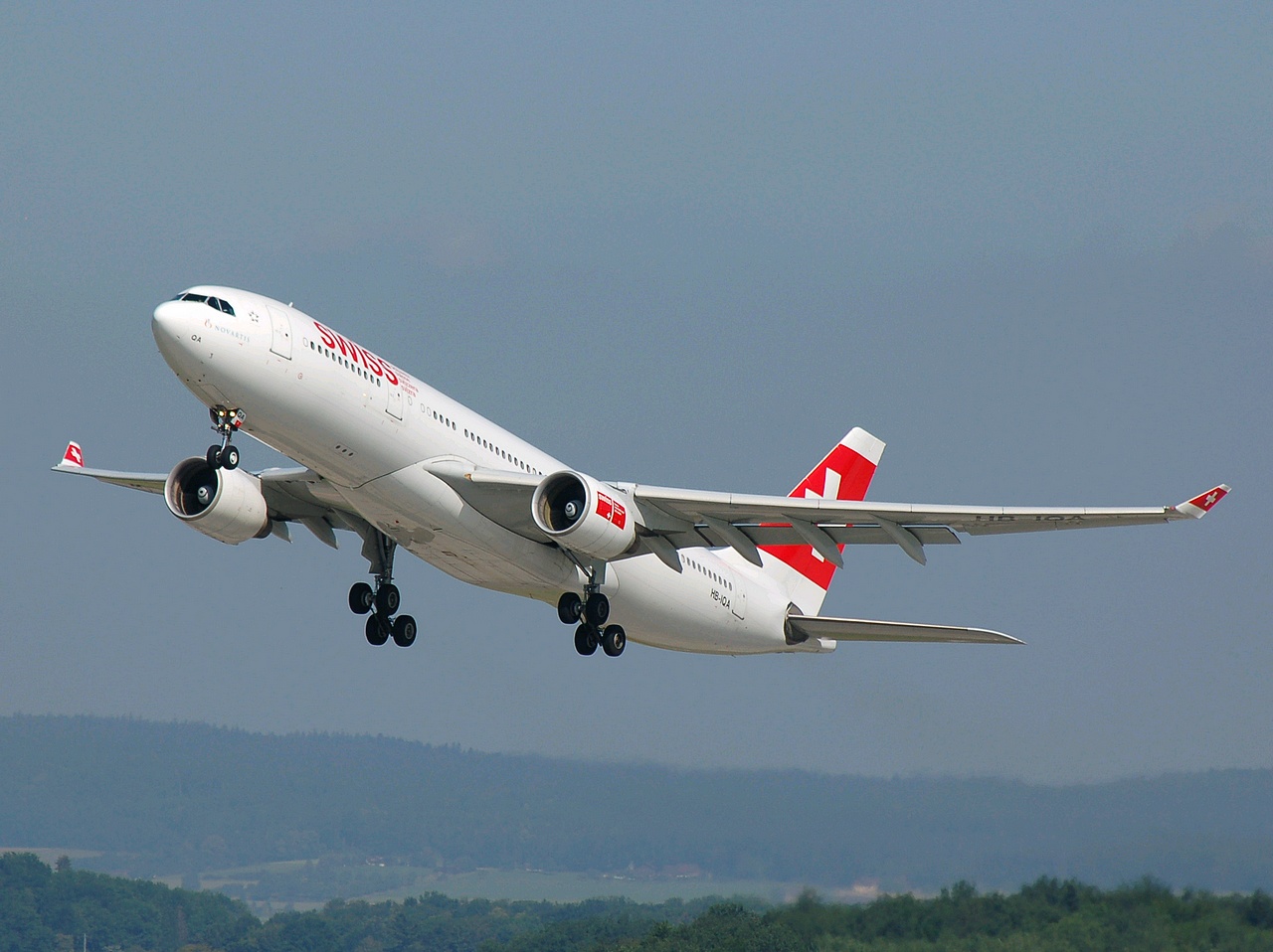 HB-IQA - A330-223 - Swiss - ZRH - 24-05-2007