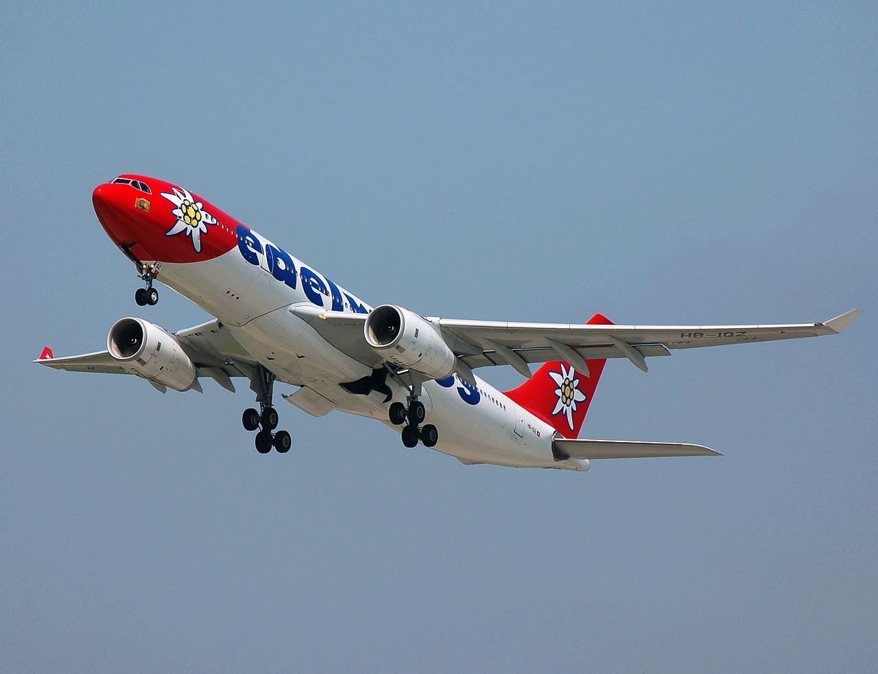 HB-IQZ - A330-243 - Edelweiss Air - ZRH - 24-05-2007
