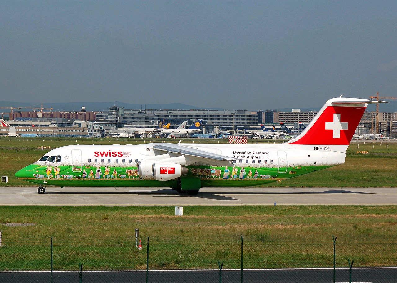 HB-IYS - RJ100 - Swiss - FRA - 22-05-2007