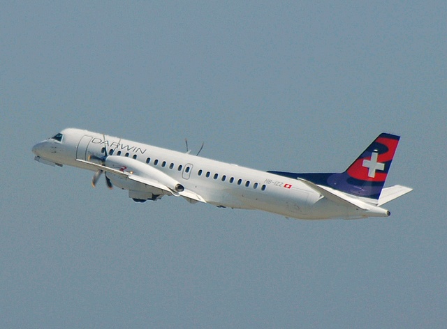 HB-IZZ - Saab 2000 - Darwin Airline - ZRH - 24-05-2007