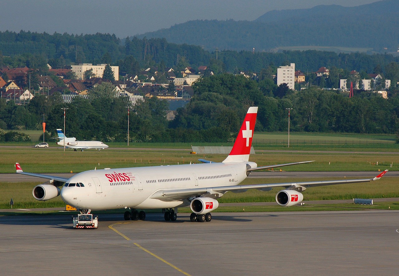 HB-JMG - A340-313 - Swiss - ZRH - 24-05-2007