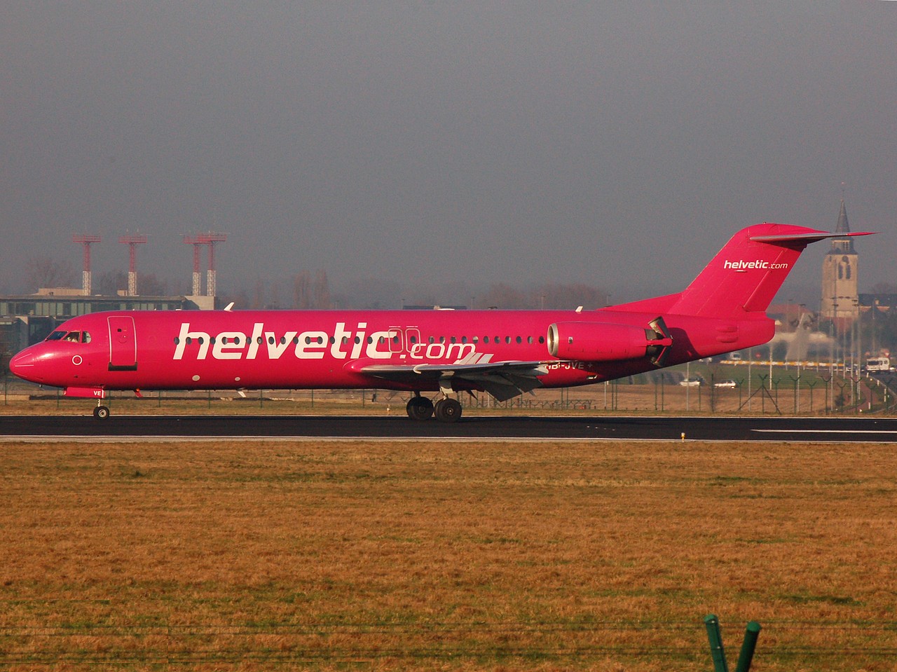 HB-JVE - Fokker 100 - Helvetic Airways - BRU - 19-12-2007