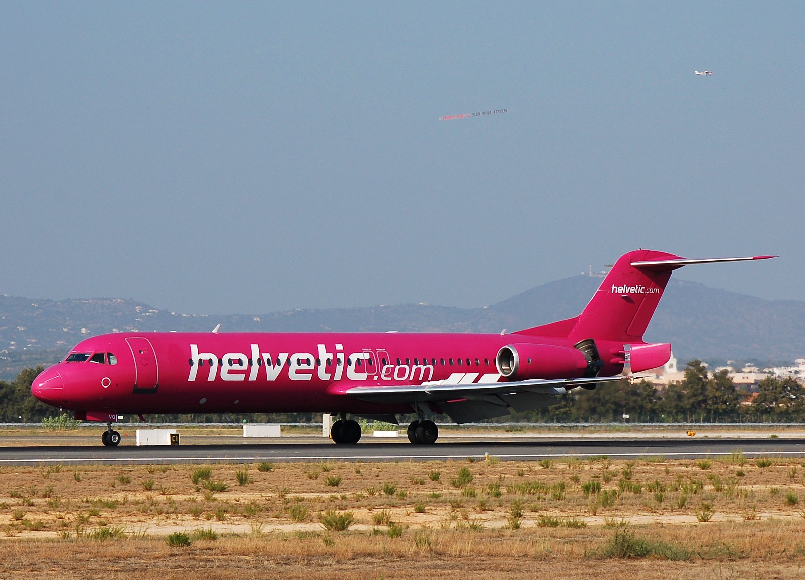 HB-JVG - Fokker 100 - Helvetic Airways - FAO - 30-08-2007