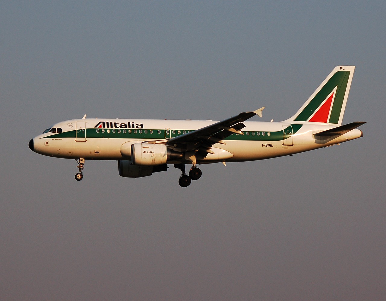 I-BIML - A319-112 - Alitalia - BRU - 27-03-2007