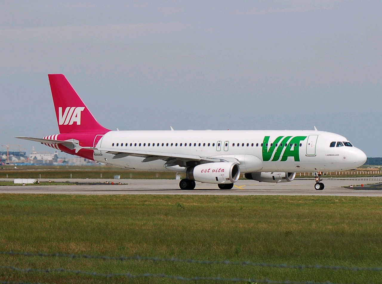 LZ-MDA - A320-232 - Air Via - FRA - 20-05-2007