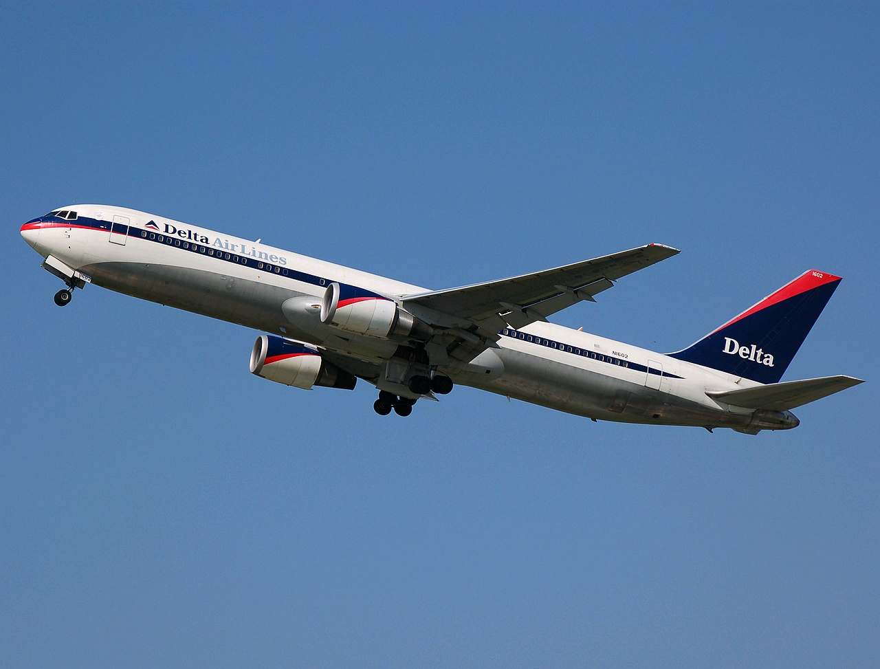 N1602D - 767-3P6(ER) - Delta Air Lines - ZRH - 24-05-2007