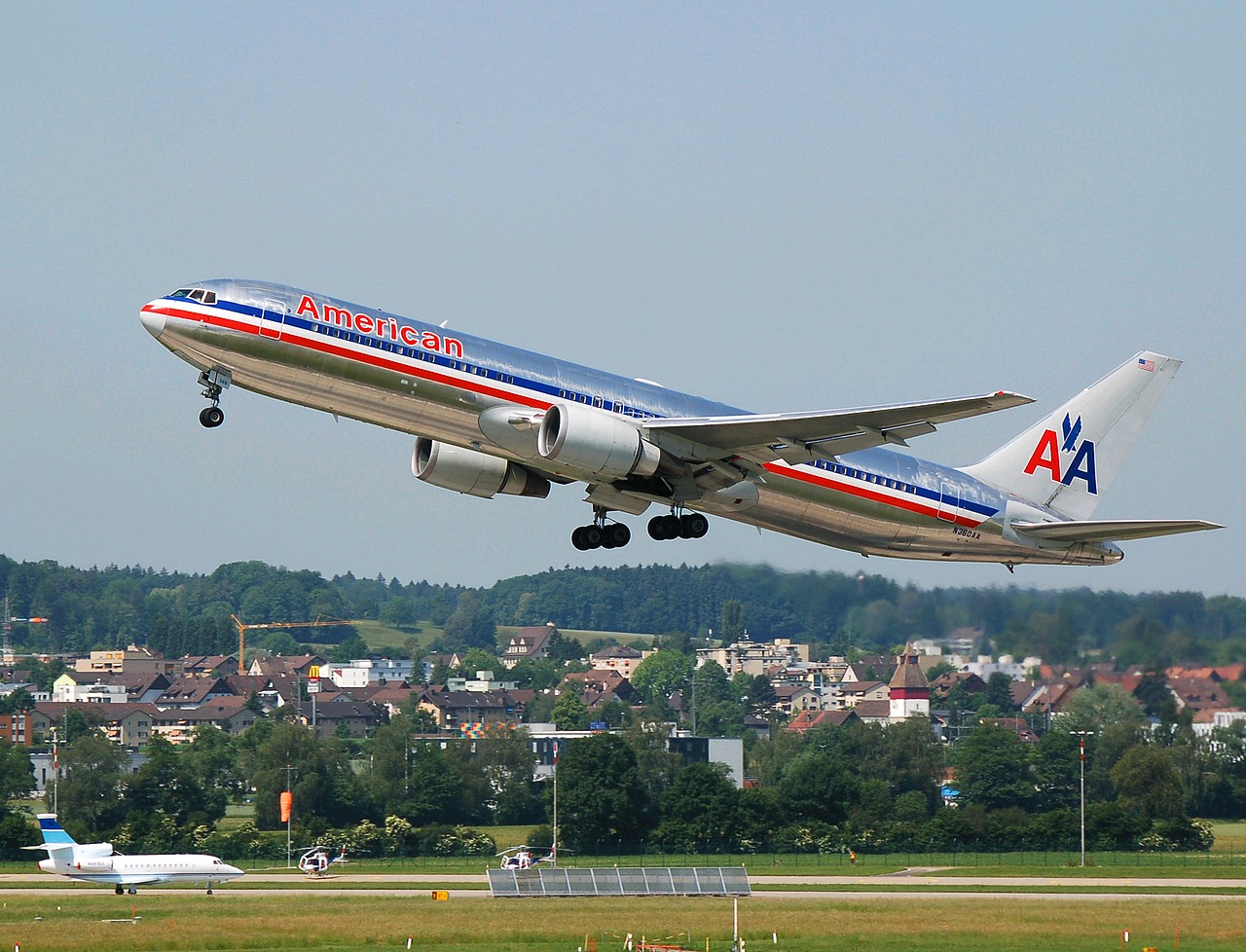 N360AA - 767-323(ER) - American Airlines - ZRH - 24-05-2007