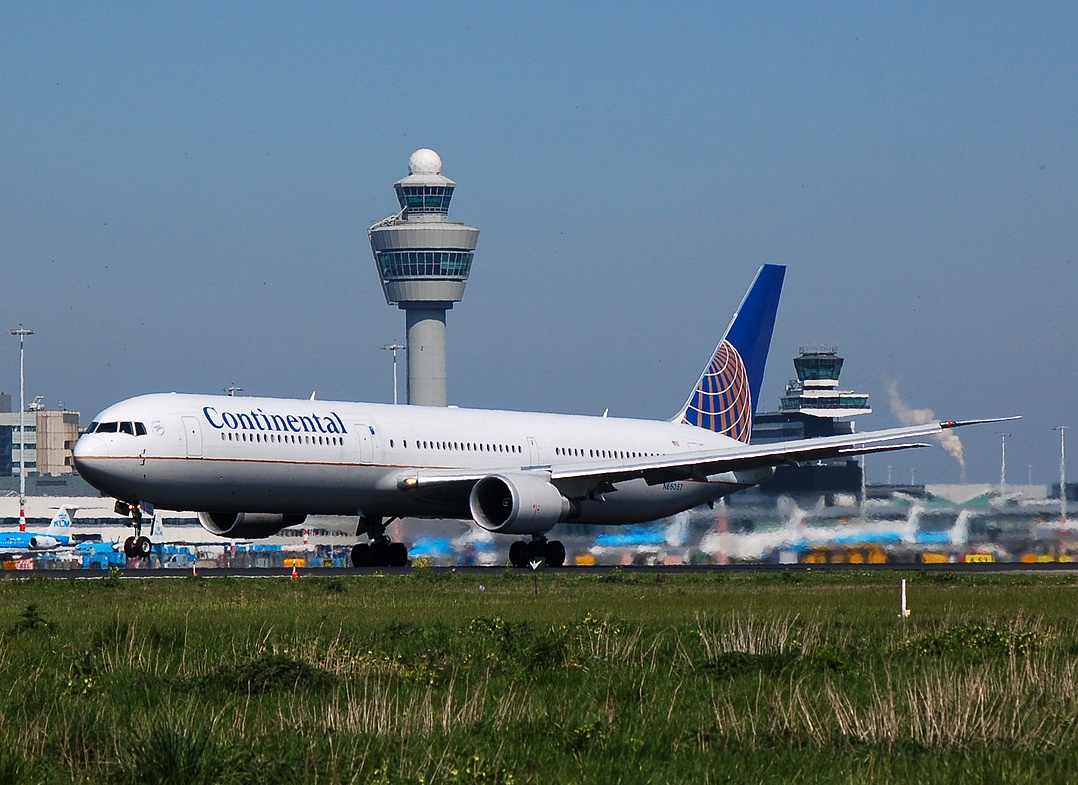 N650CO - B767-324(ER) - Continental Airlines - AMS - 21-04-2007