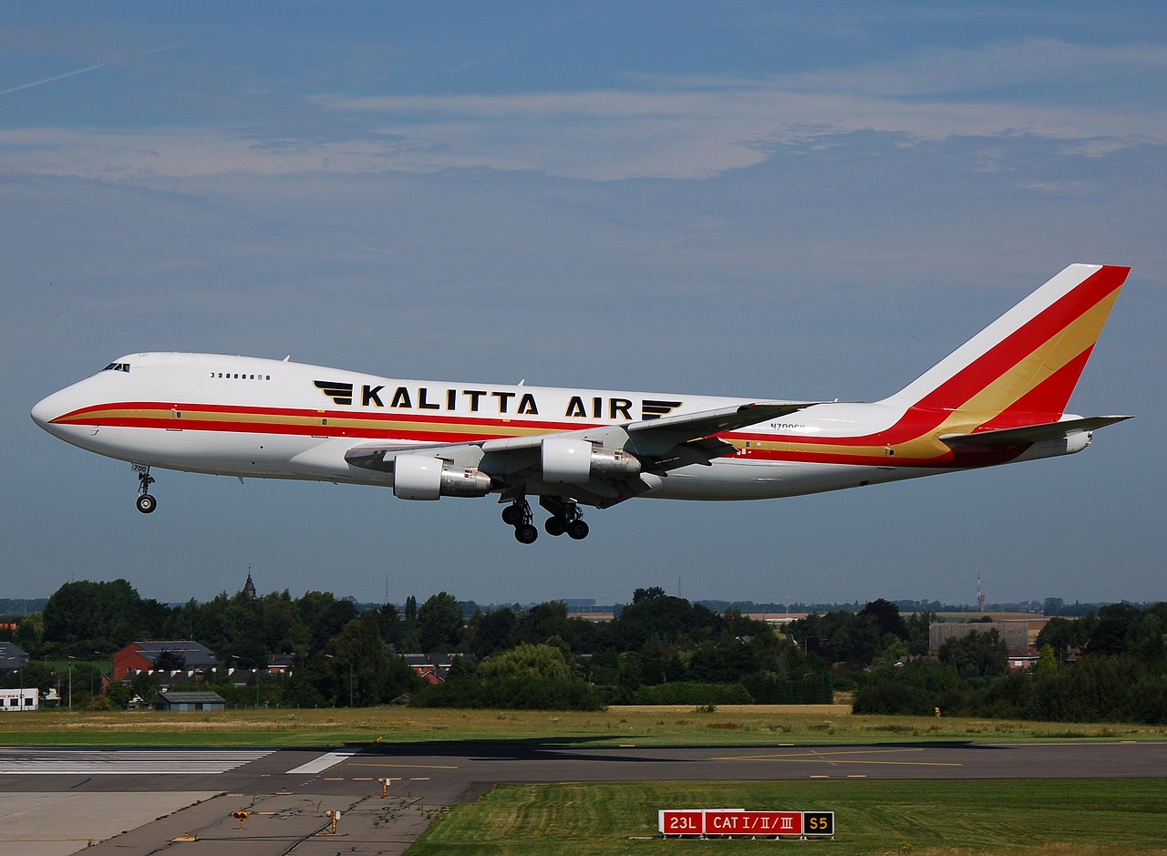 N700CK - 747-246BF - Kalitta Air - LGG - 15-07-2007