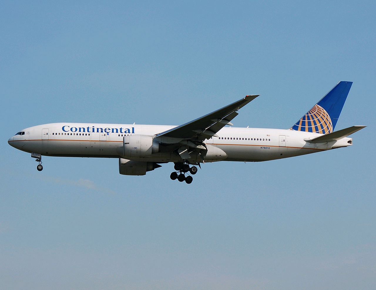 N76010 - 777-224(ER) - Continental Air Lines - FRA - 22-05-2007