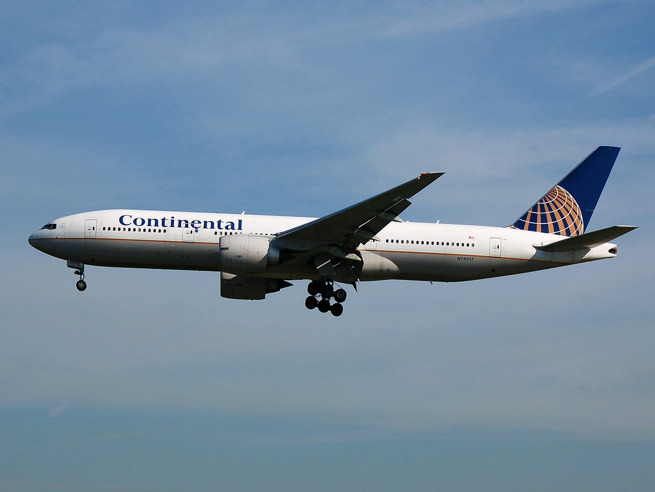 N78017 - 777-224(ER) - Continental Air Lines - FRA - 21-05-2007