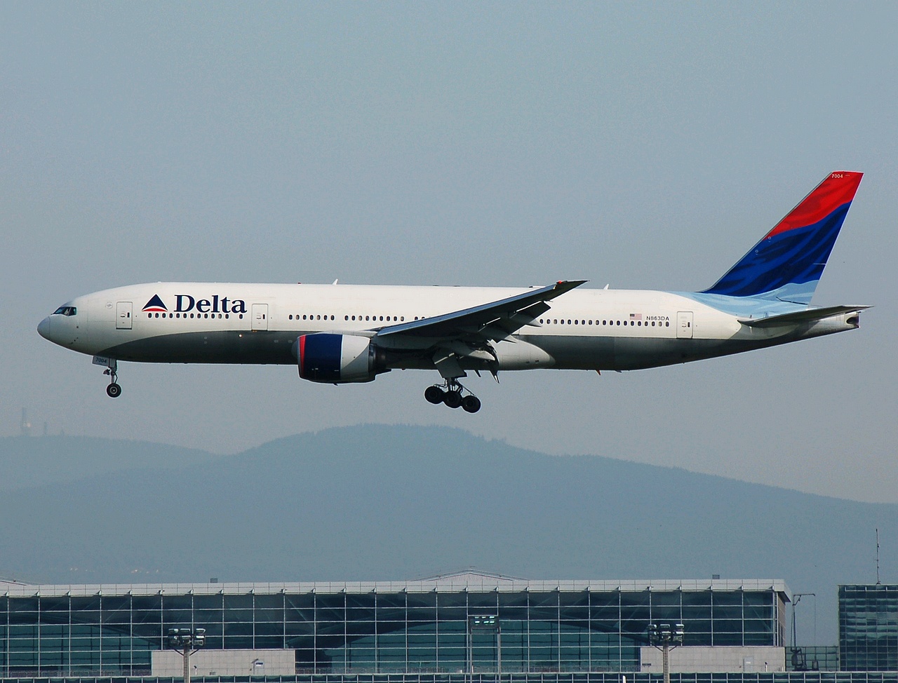 N863DA - 777-232(ER) - Delta Air Lines - FRA - 22-05-2007