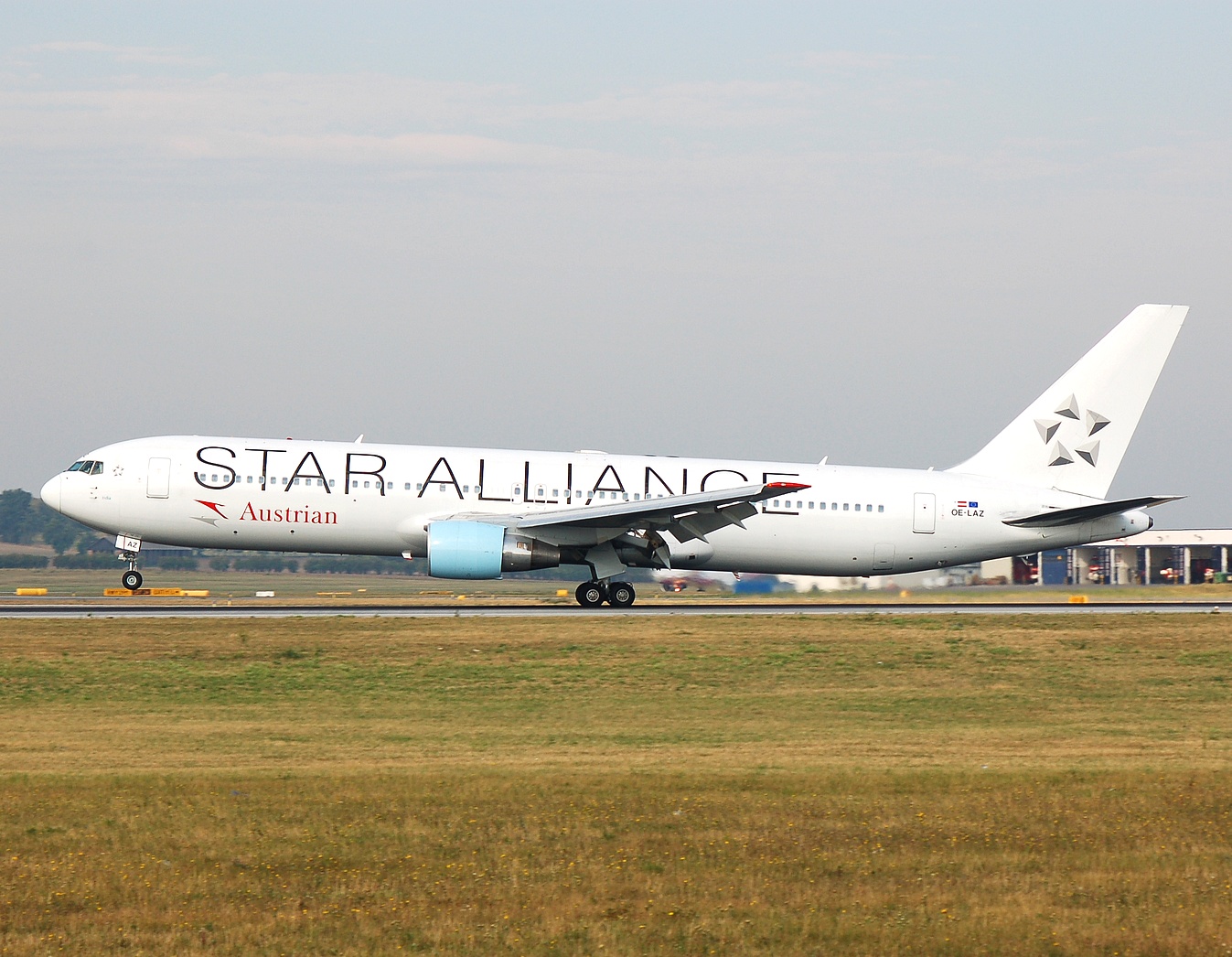 OE-LAZ - 767-3Z9(ER) - Austrian Airlines - VIE - 09-08-2007
