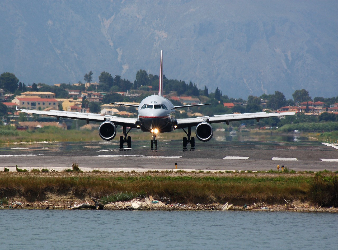 OE-LBQ - A320-214 - Lauda Air - CFU - 23-06-2007