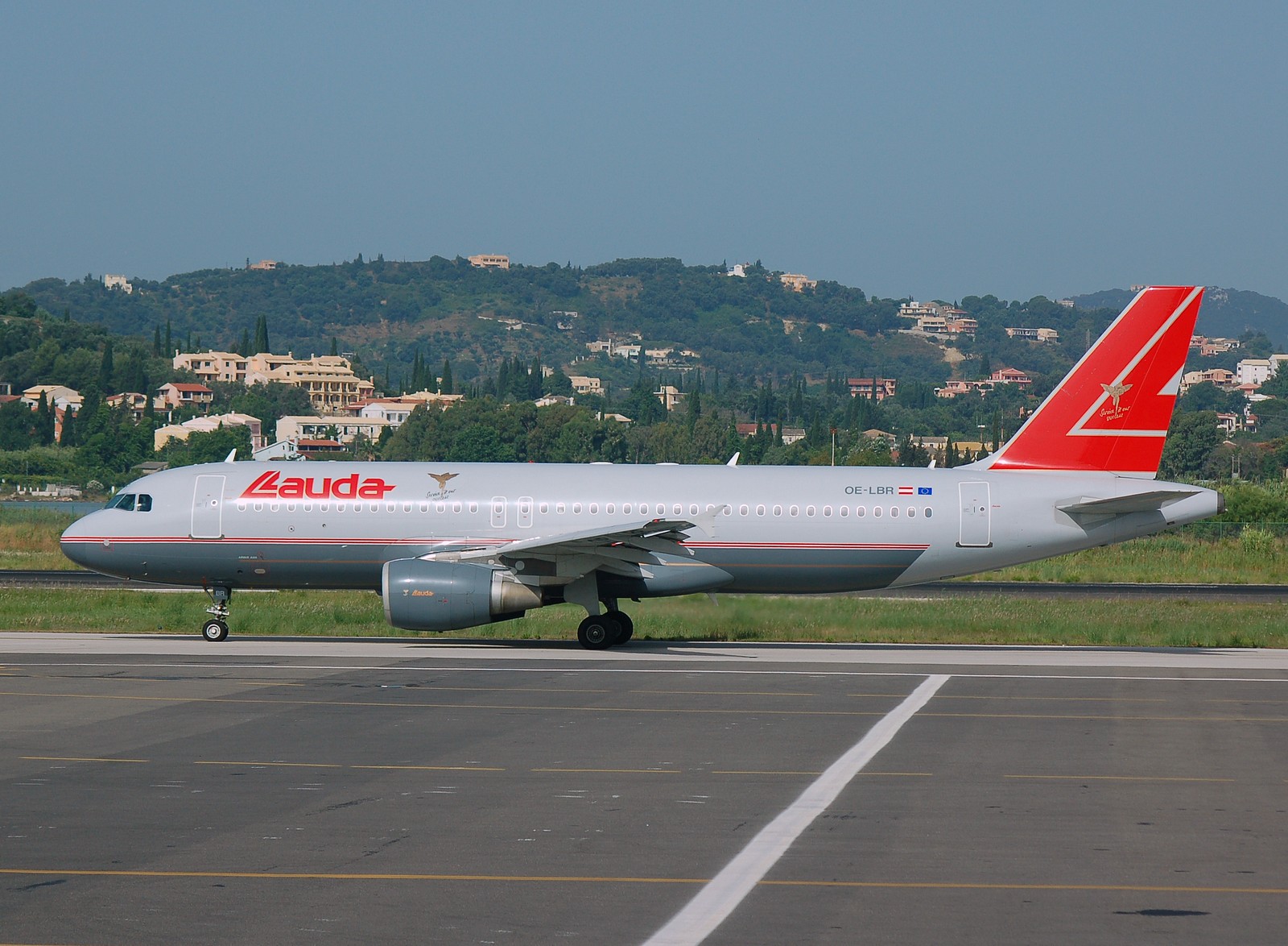 OE-LBR - A320-214 - Lauda Air - CFU - 23-06-2007