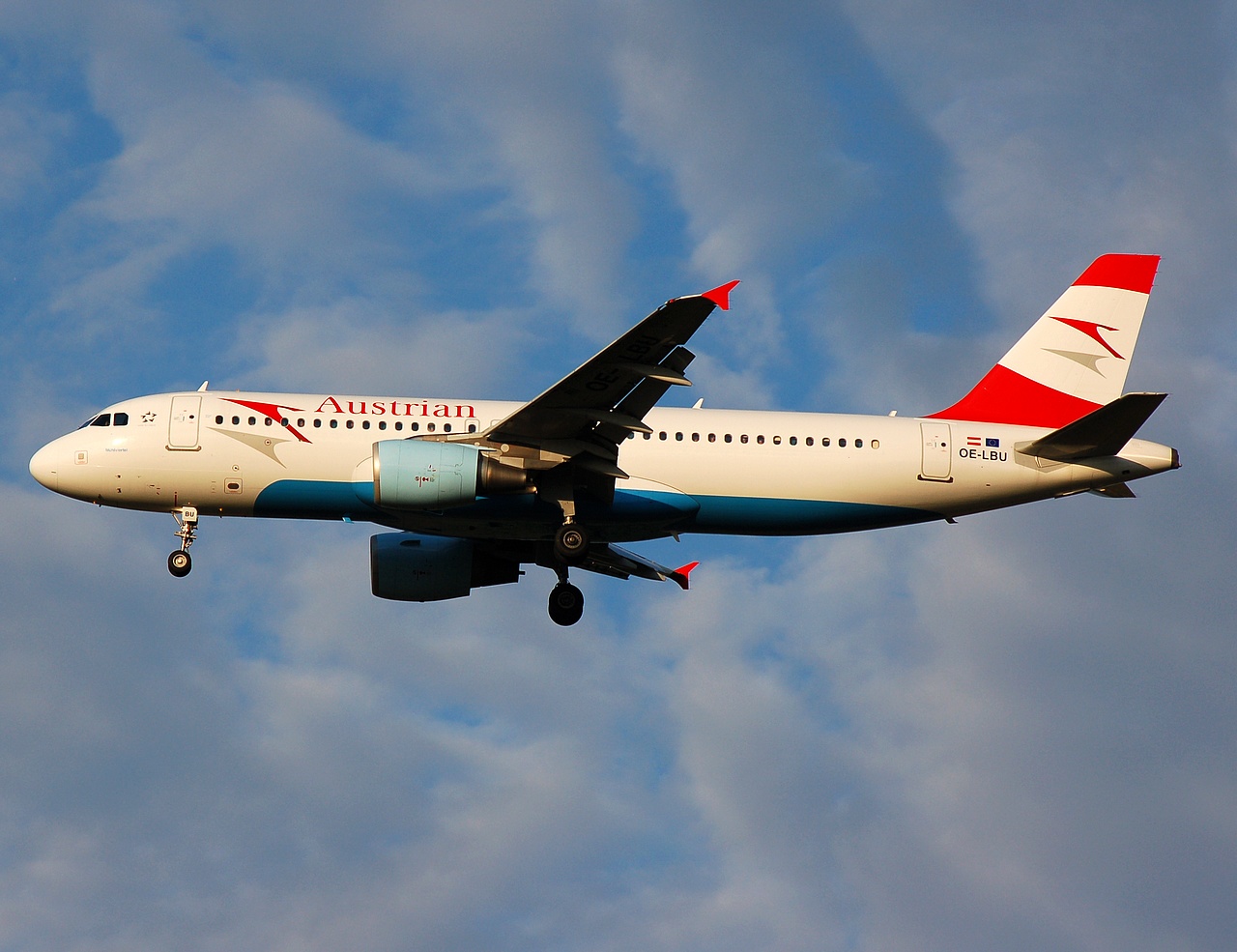 OE-LBU - A320-214 - Austrian Airlines - VIE - 10-08-2007