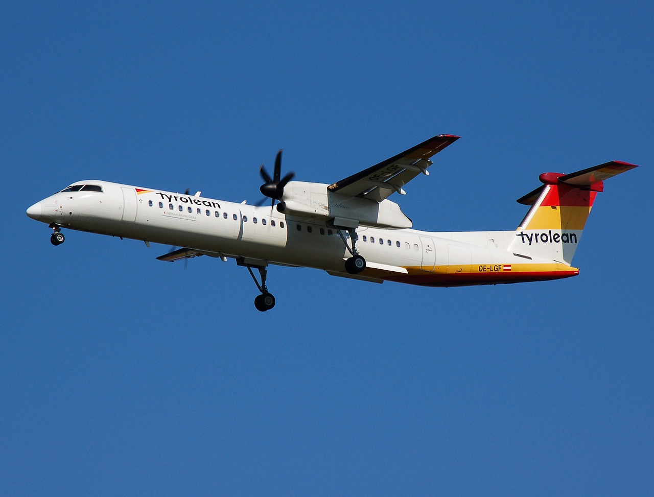 OE-LGF - DHC-8-402 - Tyrolean Airways - VIE - 10-08-2007