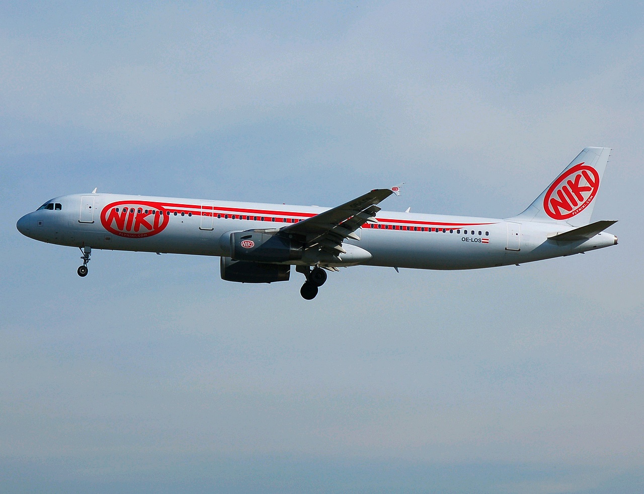 OE-LOS - A321-231 - Niki - FRA - 22-05-2007