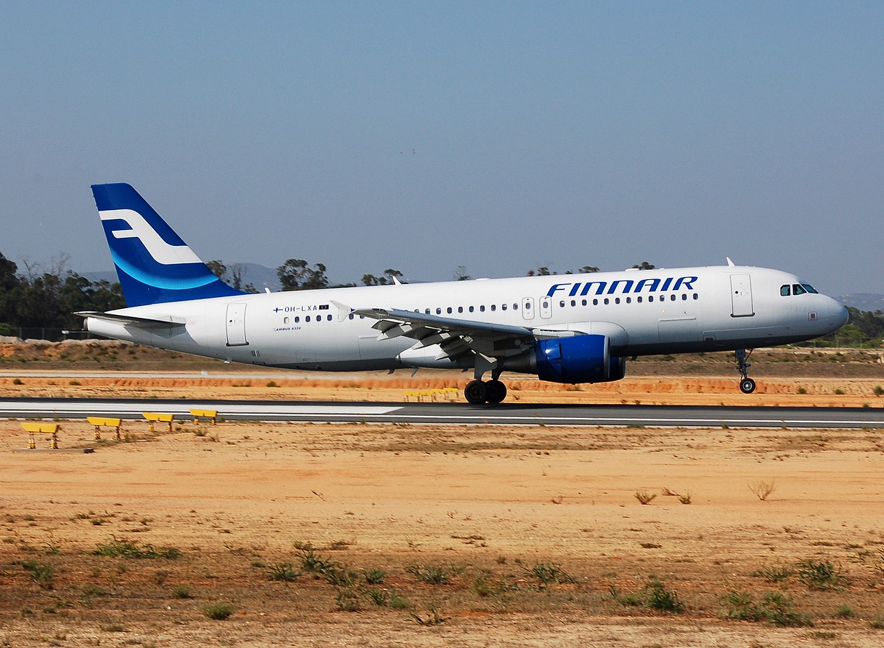 OH-LXA - A320-214 - Finnair - FAO - 01-09-2007