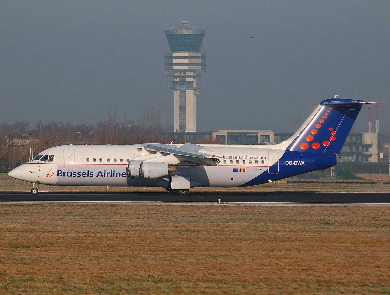 OO-DWA - RJ100 - Brussels Airlines - BRU - 19-12-2007