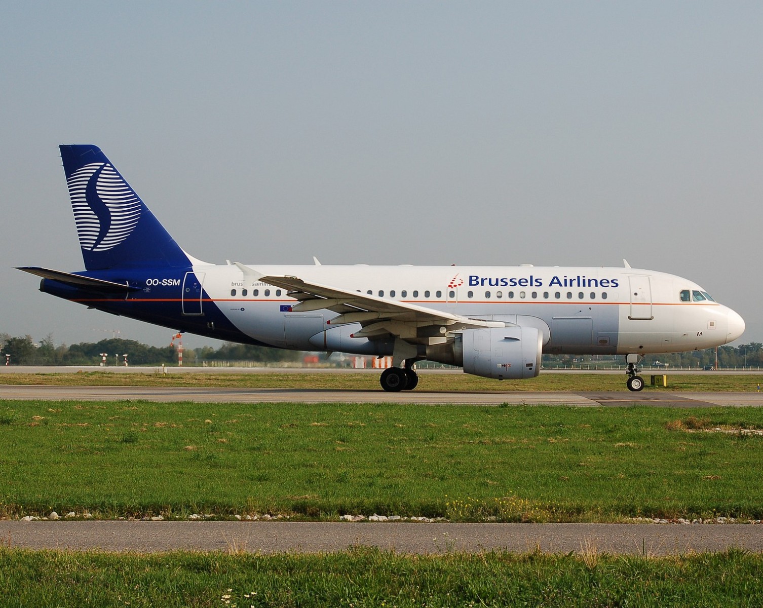OO-SSM - A319-112 - Brussels Airlines - BGY - 25-09-2007b