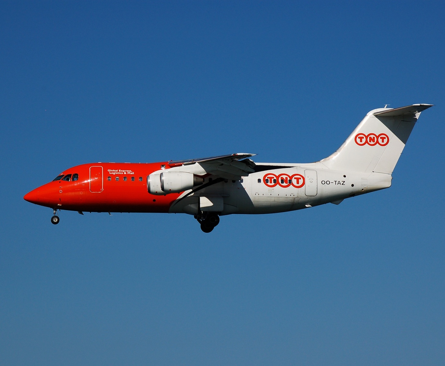 OO-TAZ - BAe 146-200QC - TNT Airways - CFU - 28-06-2007
