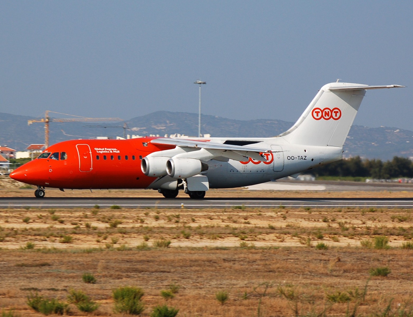 OO-TAZ - BAe 146-200QC - TNT Airways - FAO - 30-08-2007