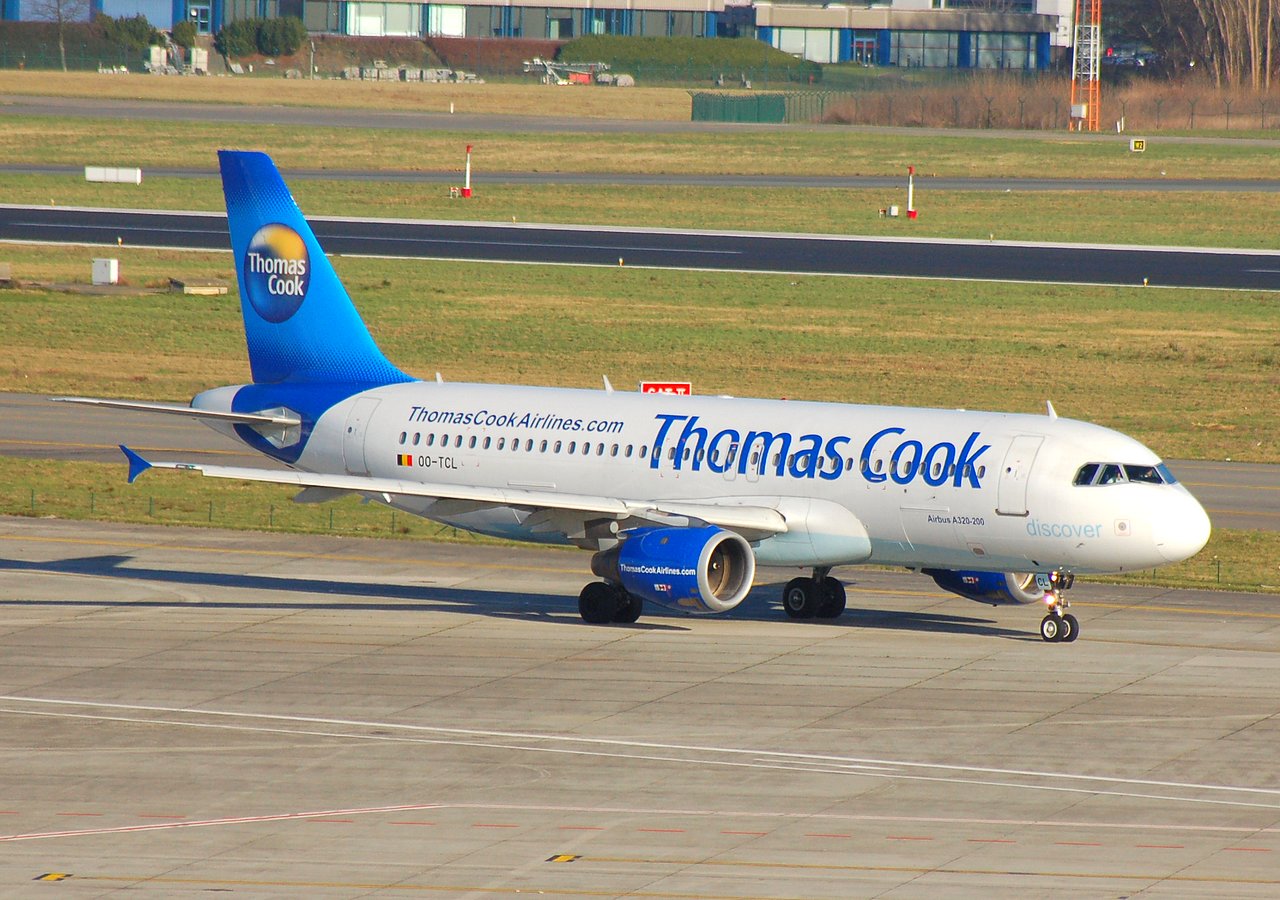 OO-TCL - A320-211 - Thomas Cook Airlines Belgium - BRU - 03-02-2007